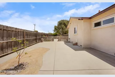 138 N E Street, Lompoc, CA 93436 - Photo 26