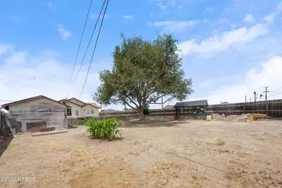 138 N E Street, Lompoc, CA 93436 - Photo 32