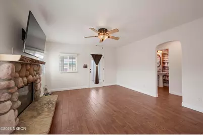 138 N E Street, Lompoc, CA 93436 - Photo 8
