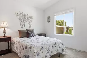 125 Sierra Vista, Solvang, CA 93463 - Photo 14