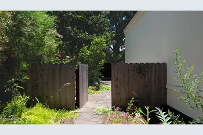 125 Sierra Vista, Solvang, CA 93463 - Photo 22