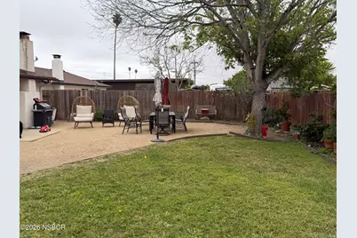 1116 W Cherry Avenue, Lompoc, CA 93436 - Photo 20