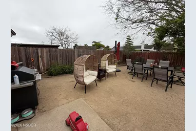 1116 W Cherry Avenue, Lompoc, CA 93436 - Photo 16