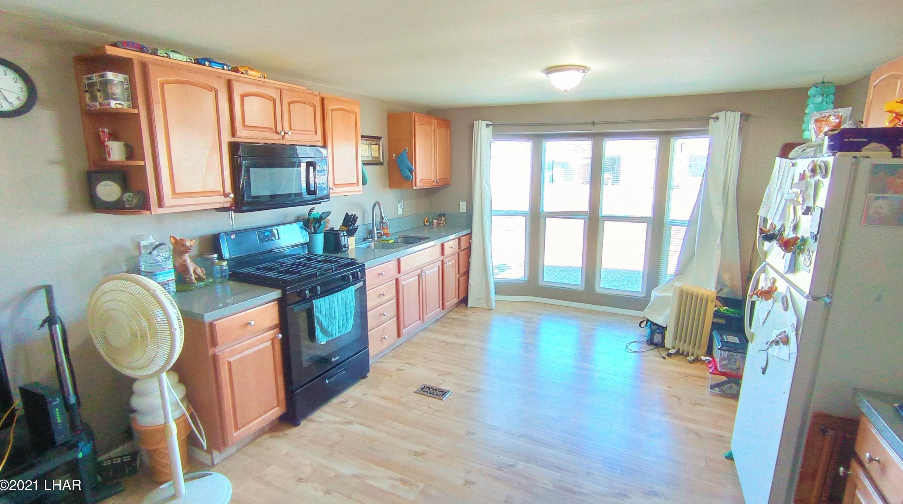 1983 Hubbell Dr, Lake Havasu City, AZ 86404