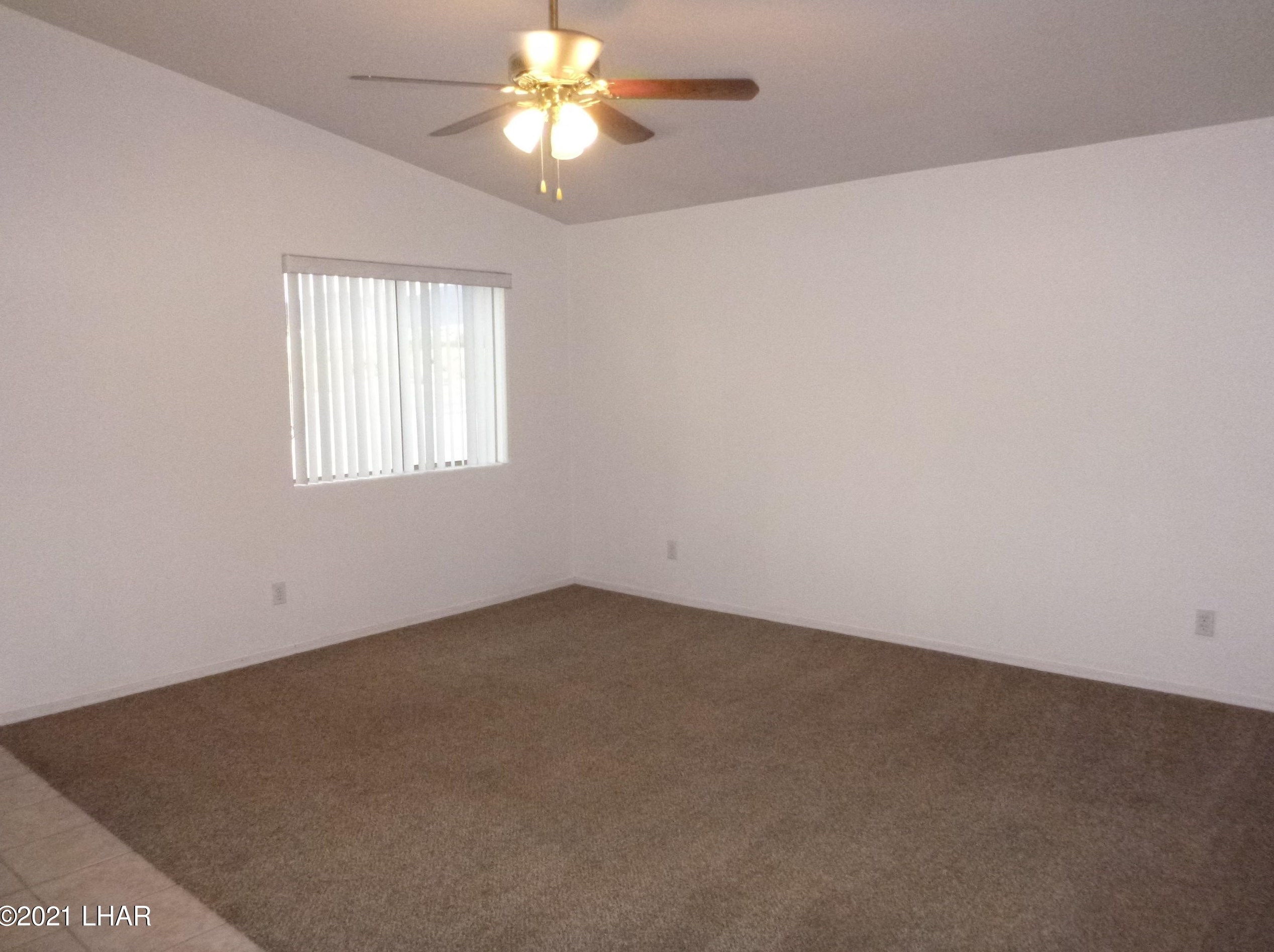 2840 Kiowa Blvd, Lake Havasu City, AZ 86403-3984