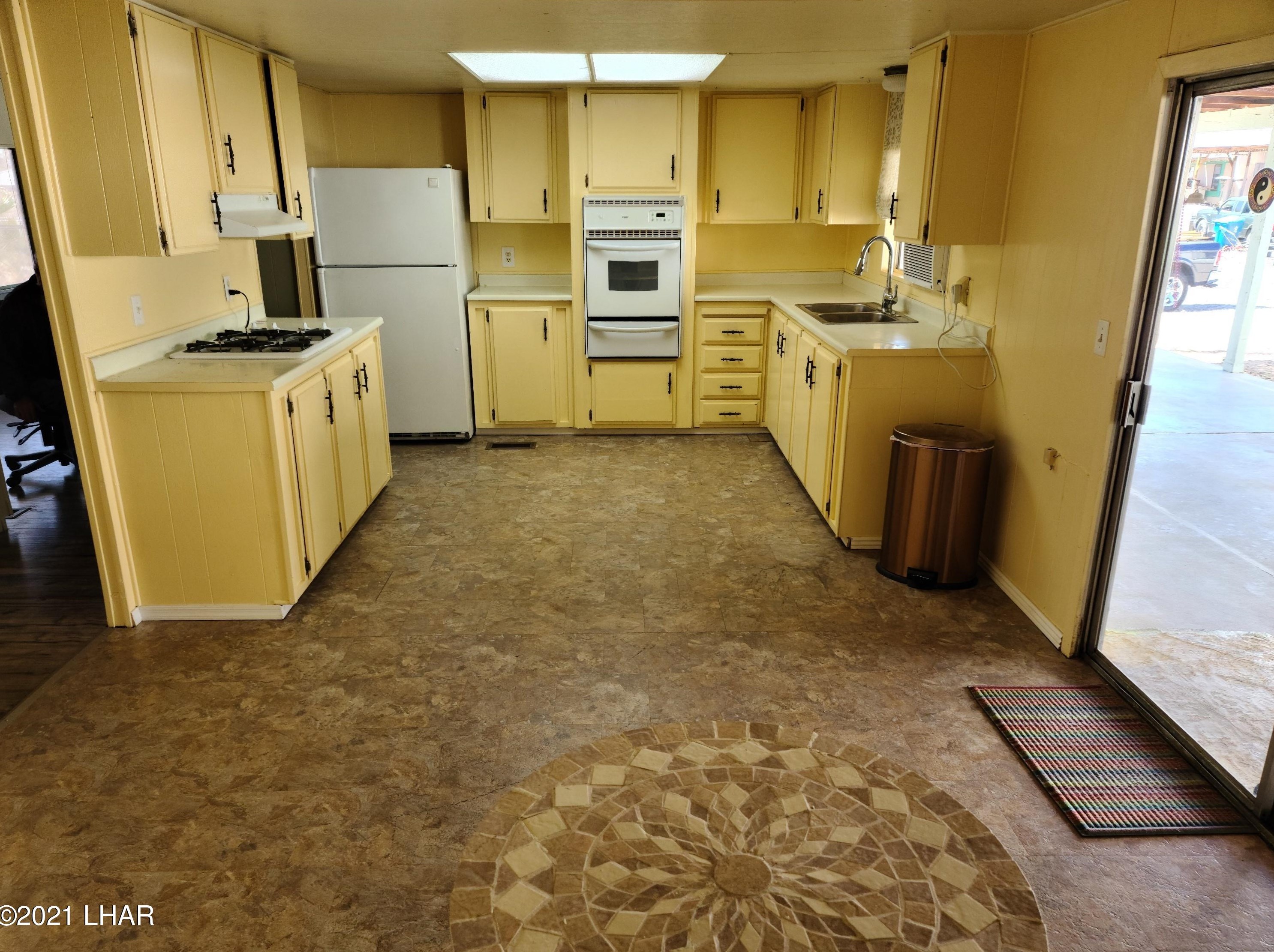 3166 Joyce Ln, Lake Havasu City, AZ 86404