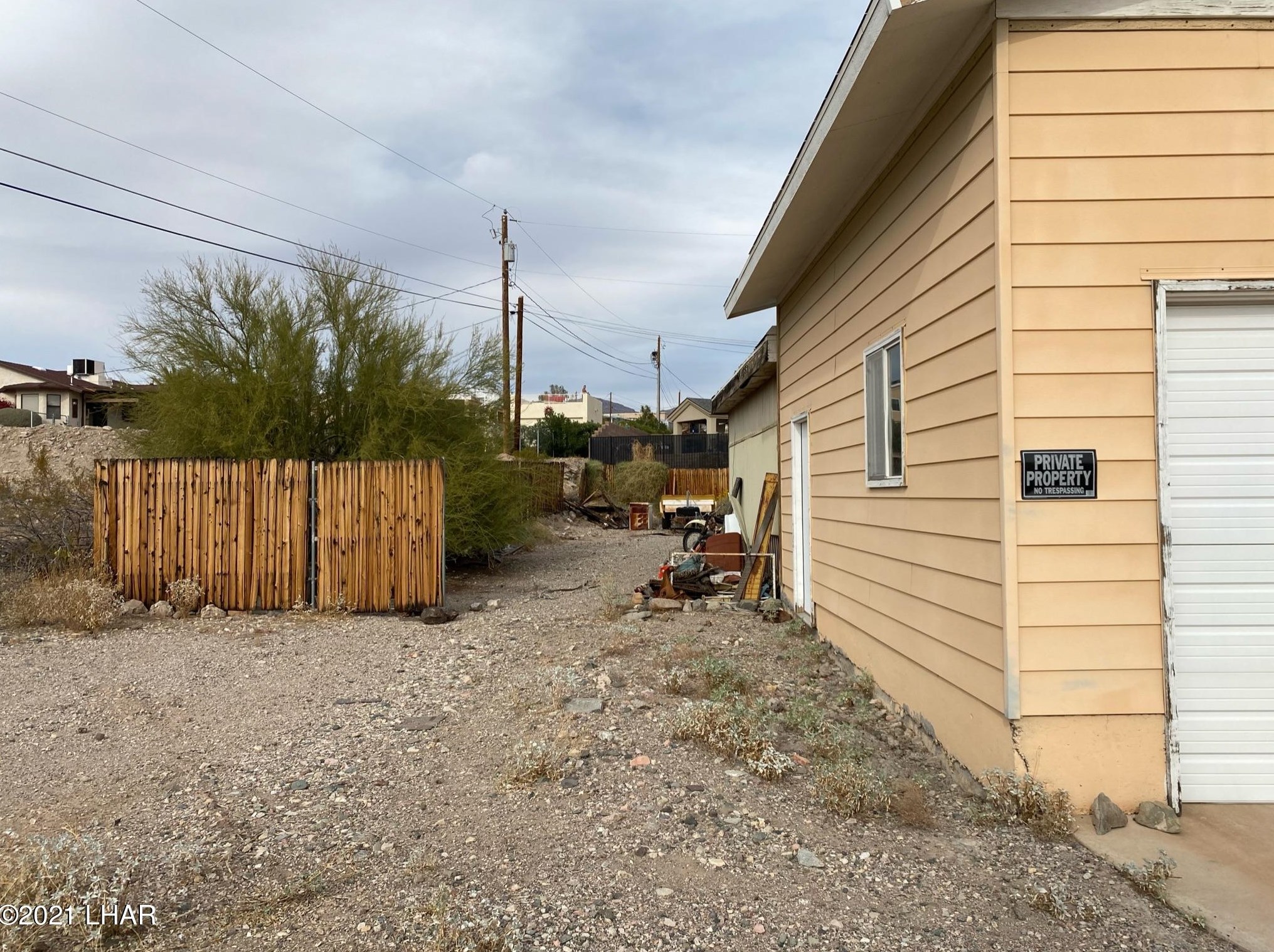 3495 Mitchell Ln, Lake Havasu City, AZ 86404-5230