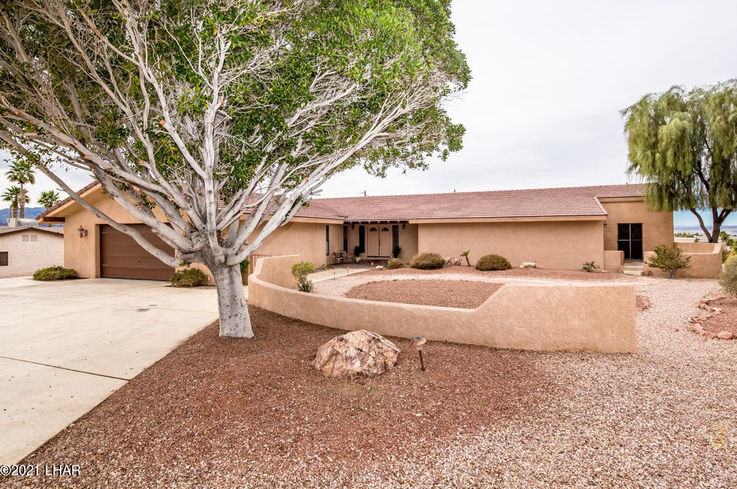 721 E Donner Circle, Lake Havasu City, AZ 86406