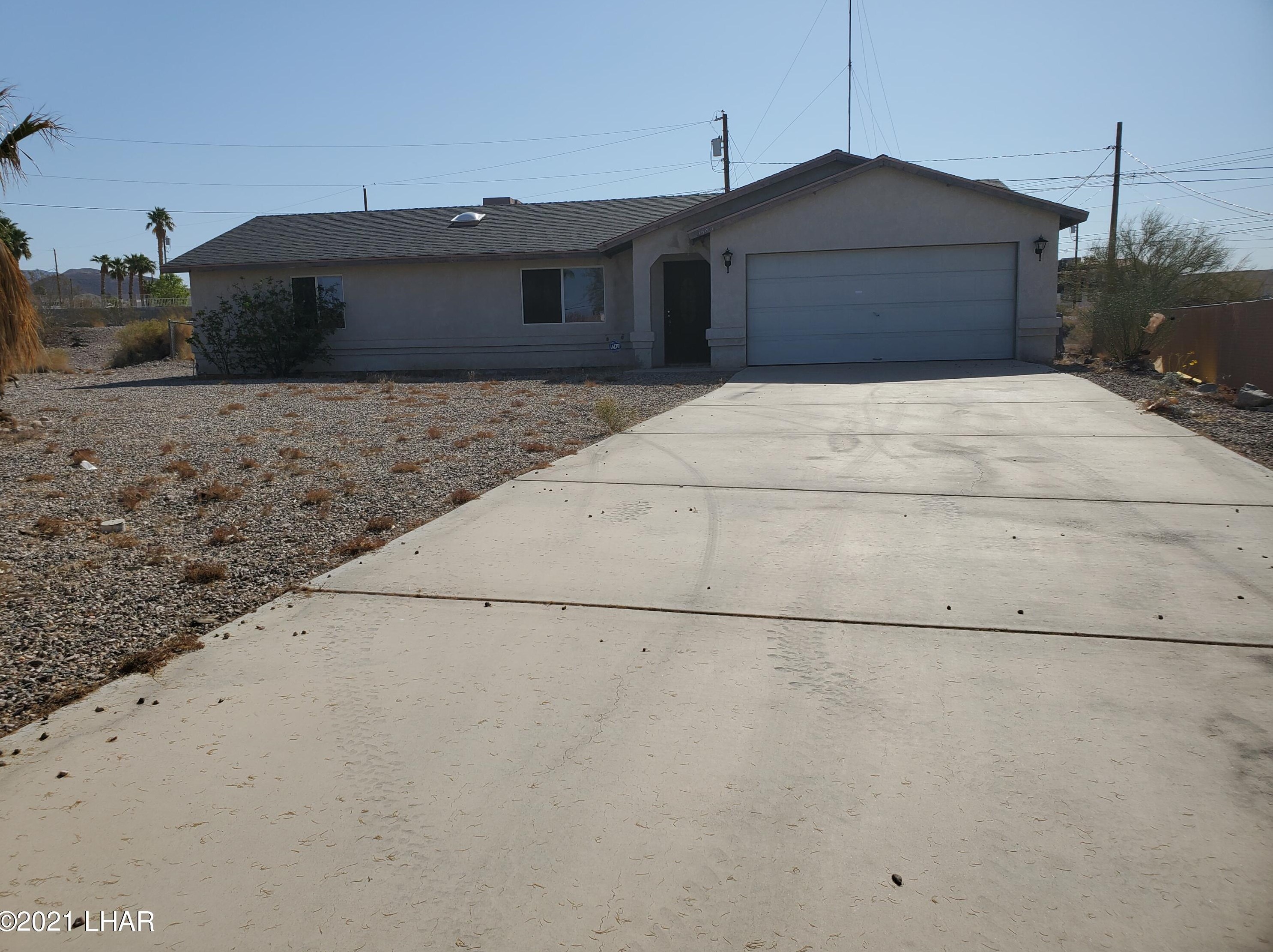 3480 Tahitian Pl, Lake Havasu City, AZ 86406