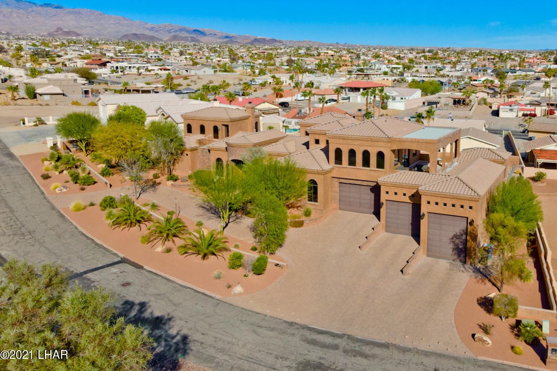 2460 Stroke Dr, Lake Havasu City, AZ 86406