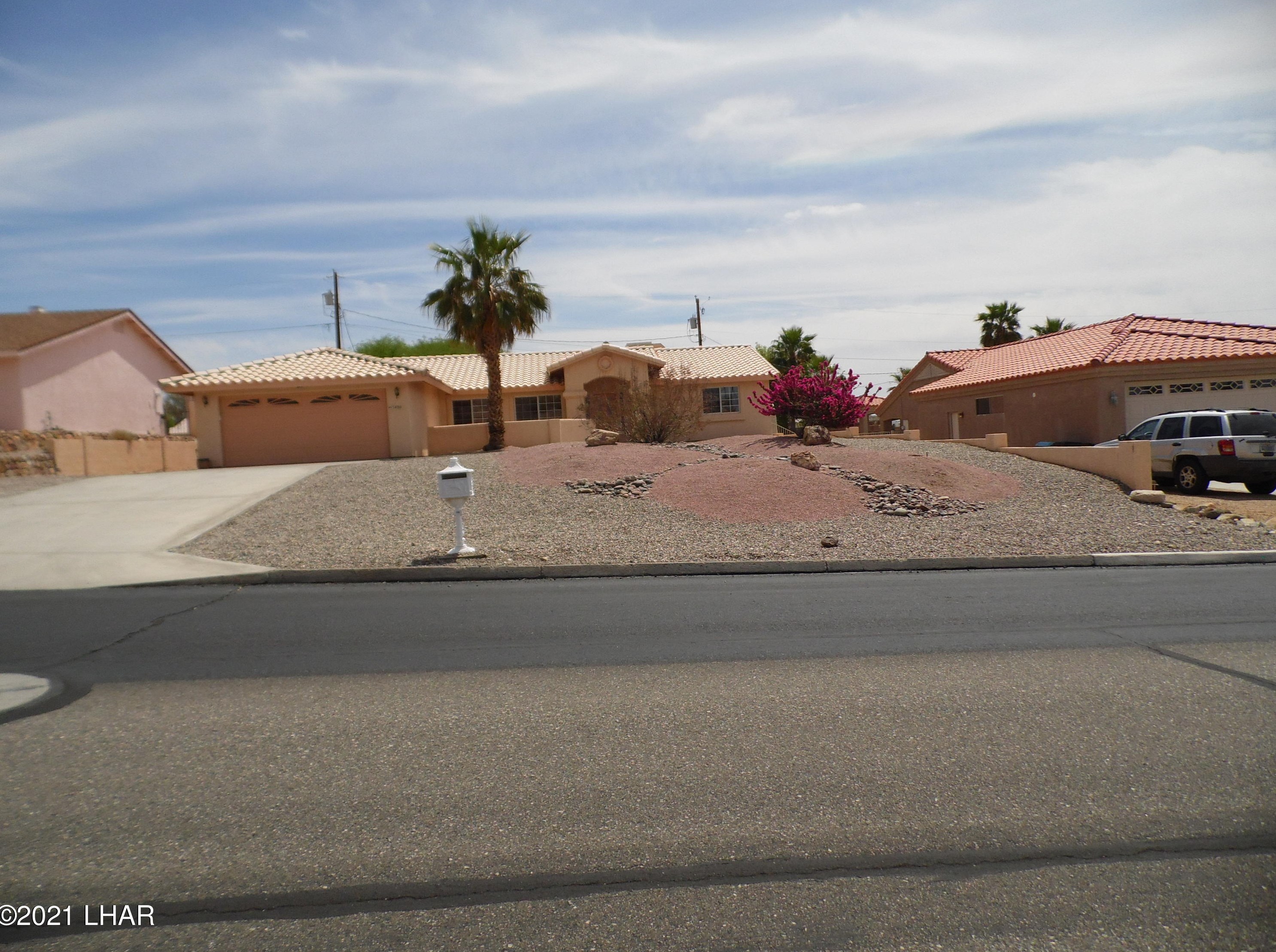 3490 Overland Dr, Lake Havasu City, AZ 86404