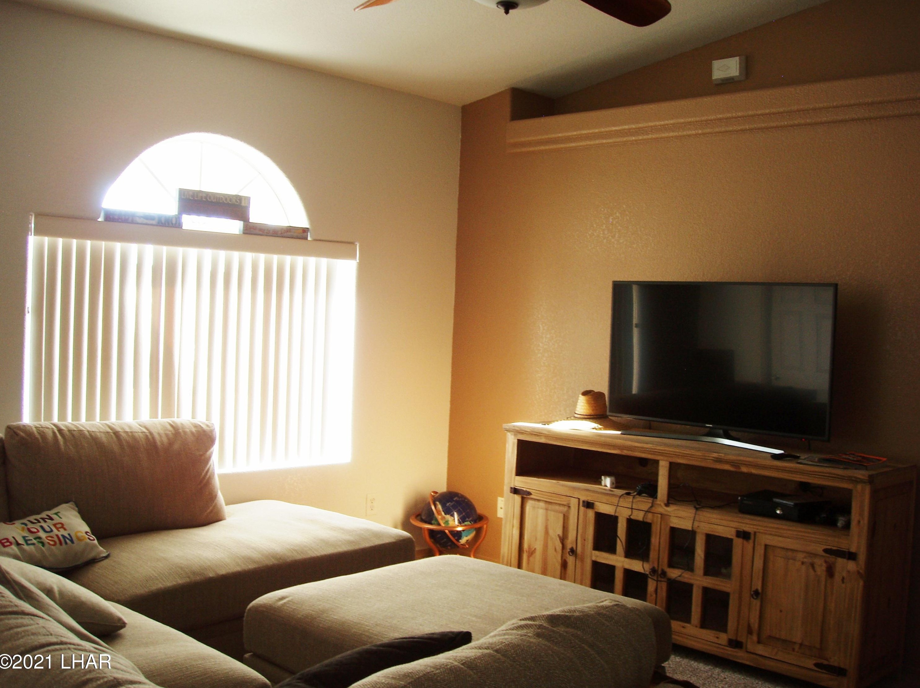 3991 Montezuma Dr, Lake Havasu City, AZ 86406