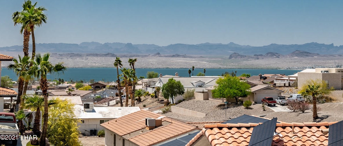 581 Hackberry Dr, Lake Havasu City, AZ 86403-3801