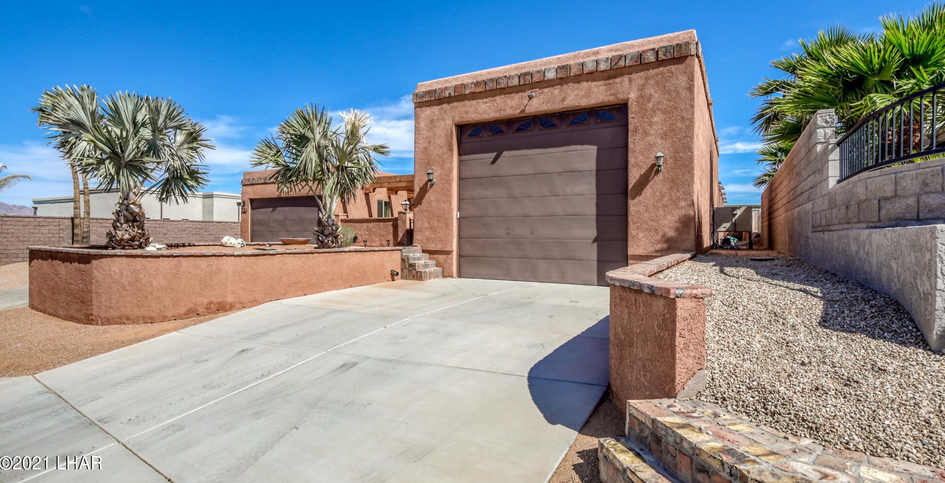 1981 Felicidad Dr, Lake Havasu City, AZ 86404