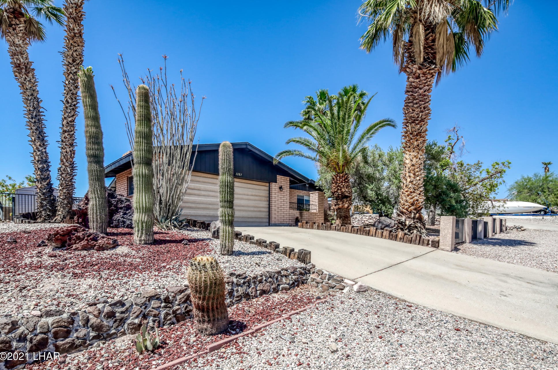 3287 Cinnamon Dr, Lake Havasu City, AZ 86406