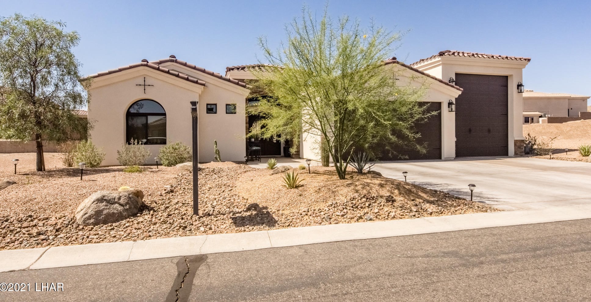 3817 Tradition Way, Lake Havasu City, AZ 86404