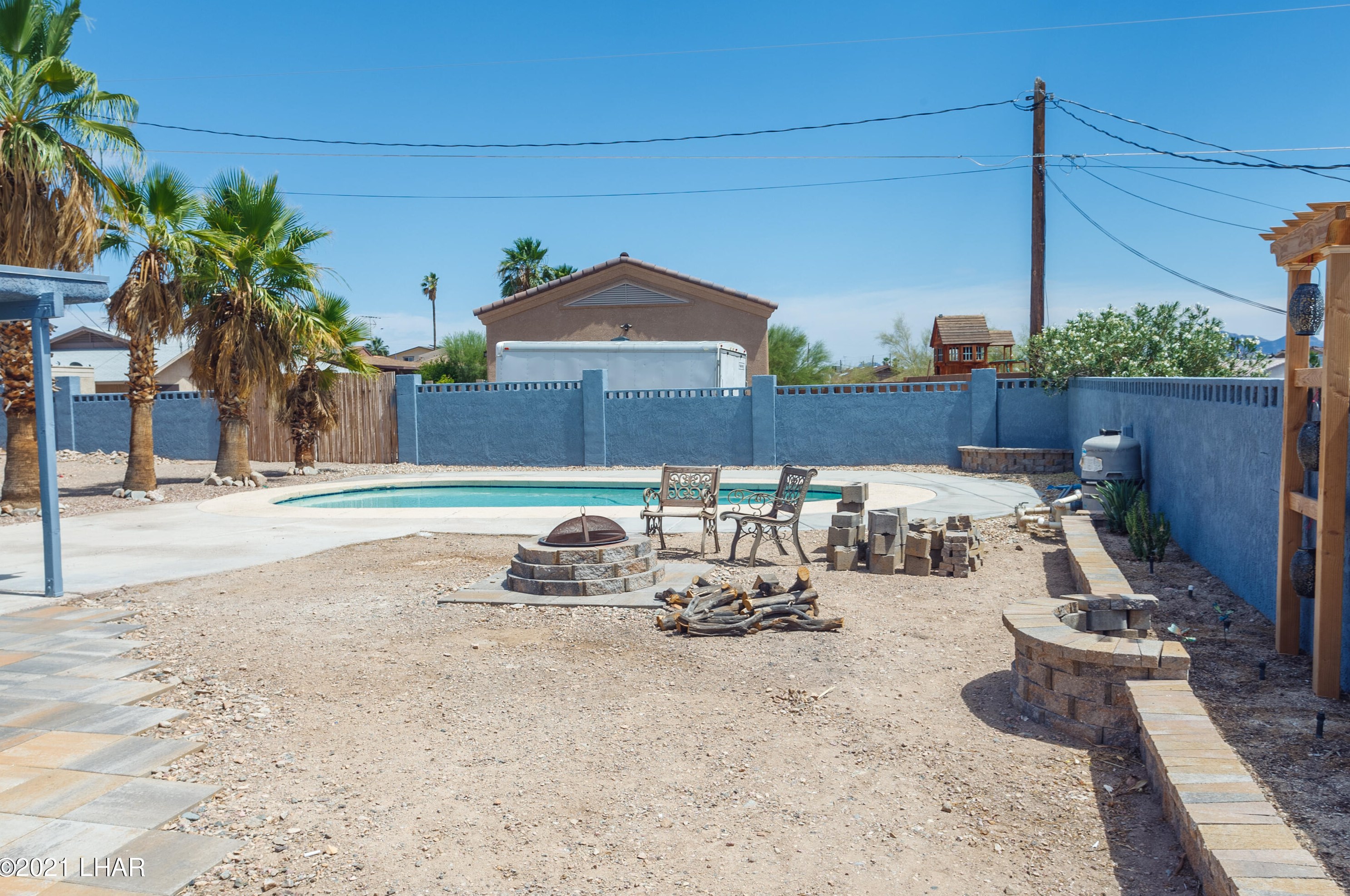 2140 Smoketree Ave, Lake Havasu City AZ  86403-5808 exterior