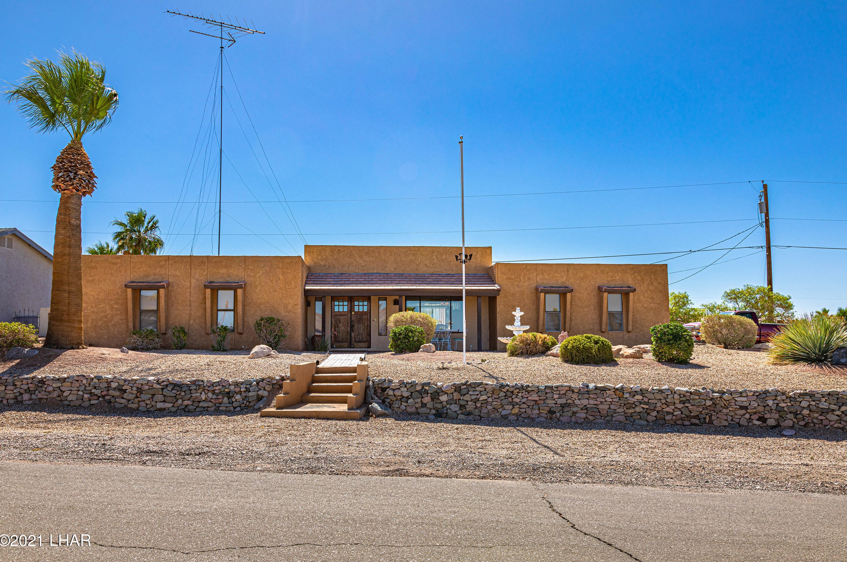 3887 Chesapeake Blvd, Lake Havasu City, AZ 86406-4344