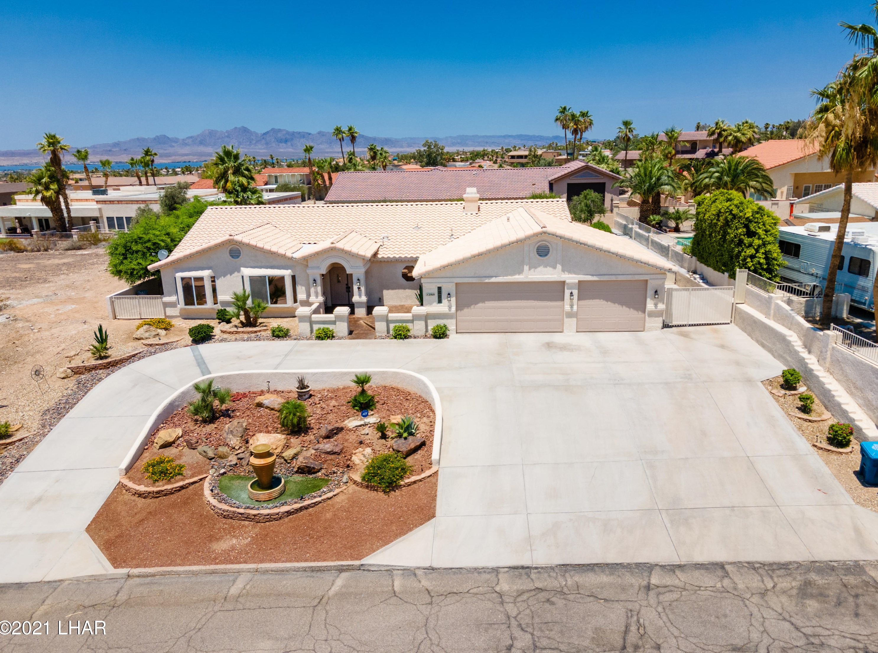 2505 Demaret Dr, Lake Havasu City, AZ 86406