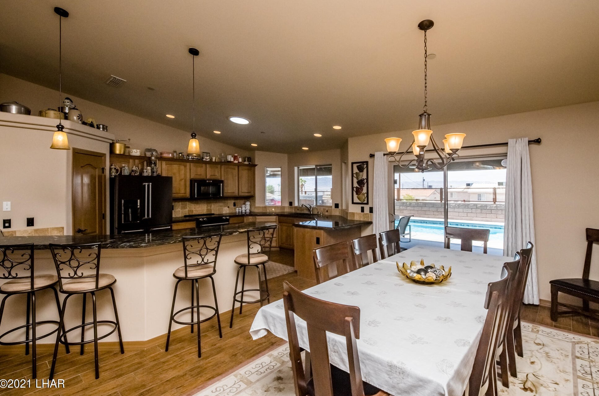 2481 Inverness Dr, Lake Havasu City AZ  86404-1272 exterior