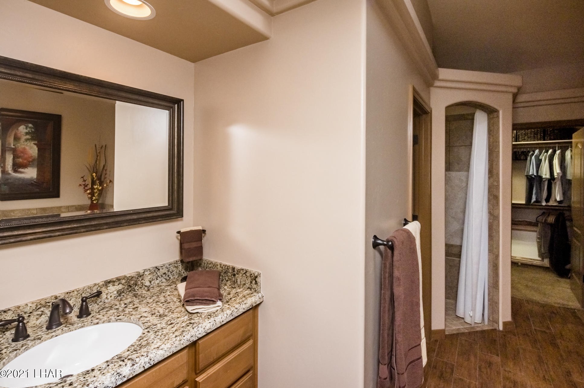 2481 Inverness Dr, Lake Havasu City AZ  86404-1272 exterior