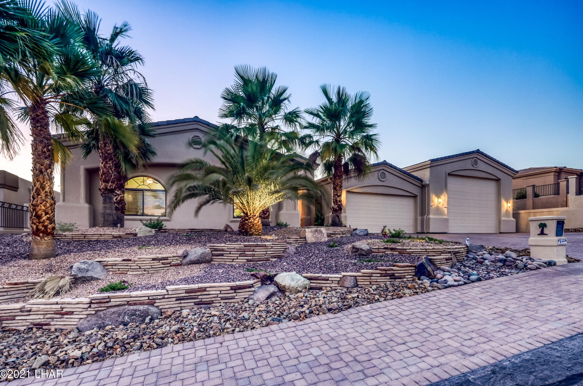 279 Snead Cir, Lake Havasu City, AZ 86406