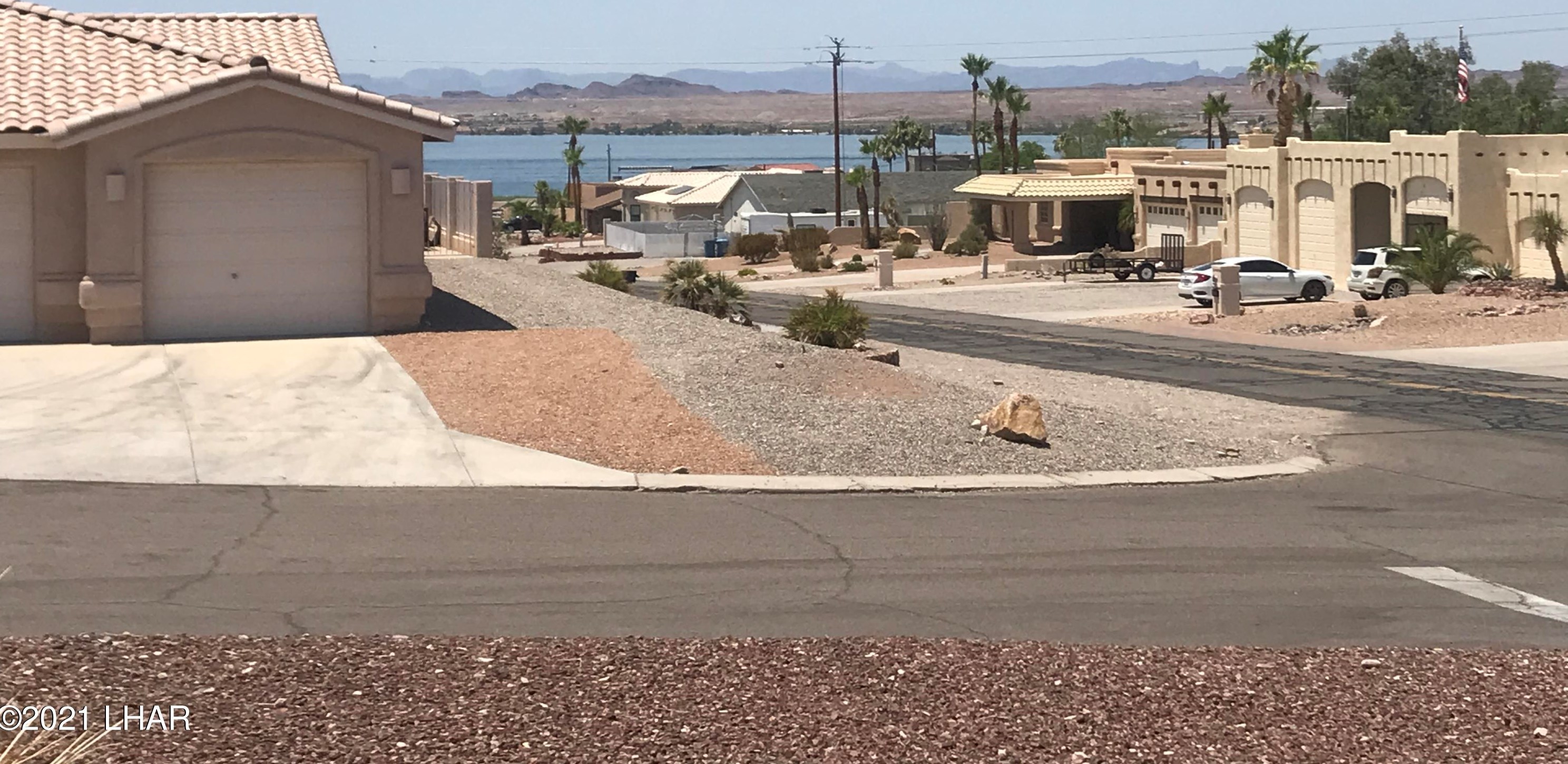 1500 Tamarack Dr, Lake Havasu City, AZ 86404
