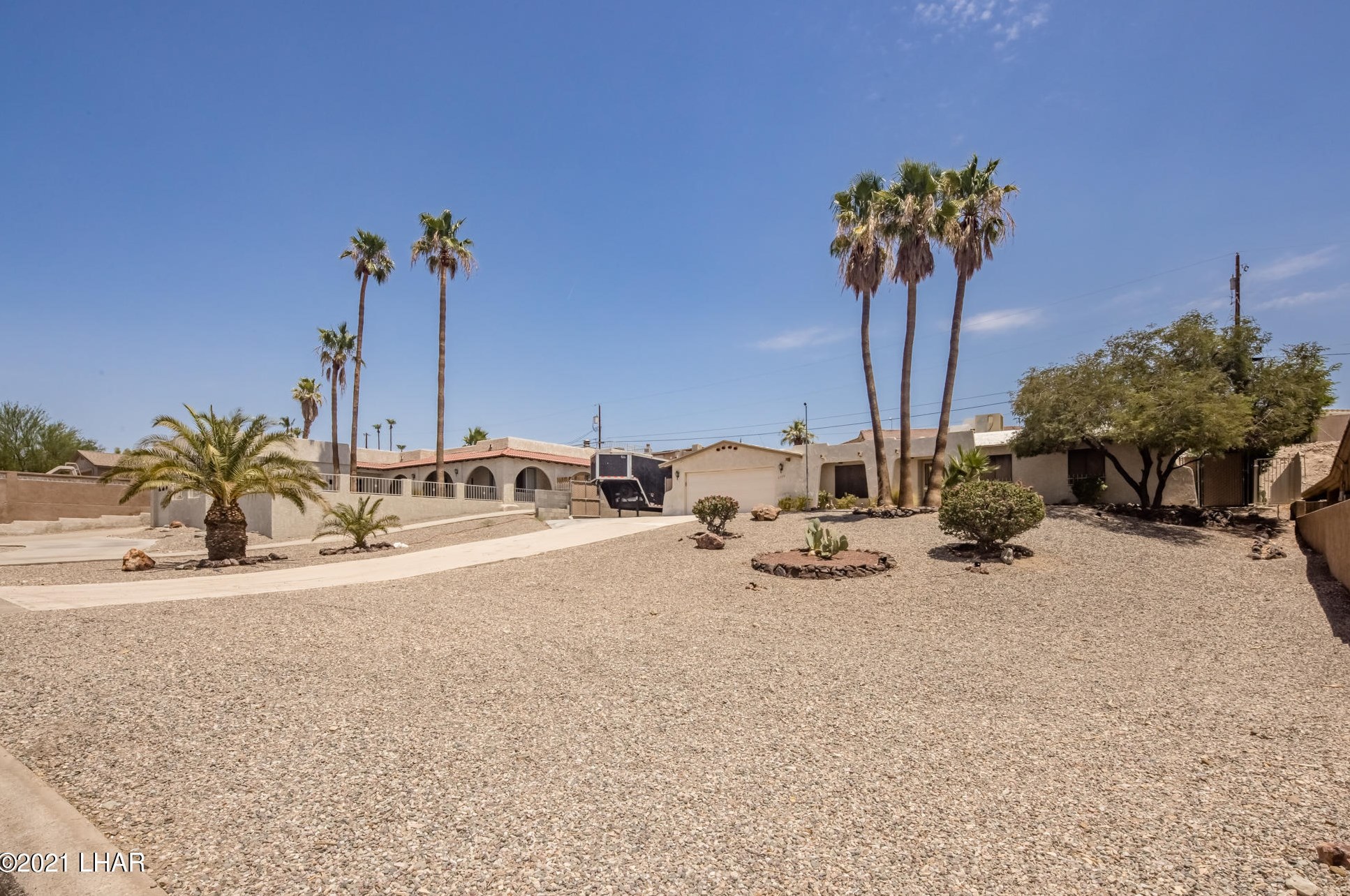 2772 Saratoga Ave, Lake Havasu City, AZ 86406