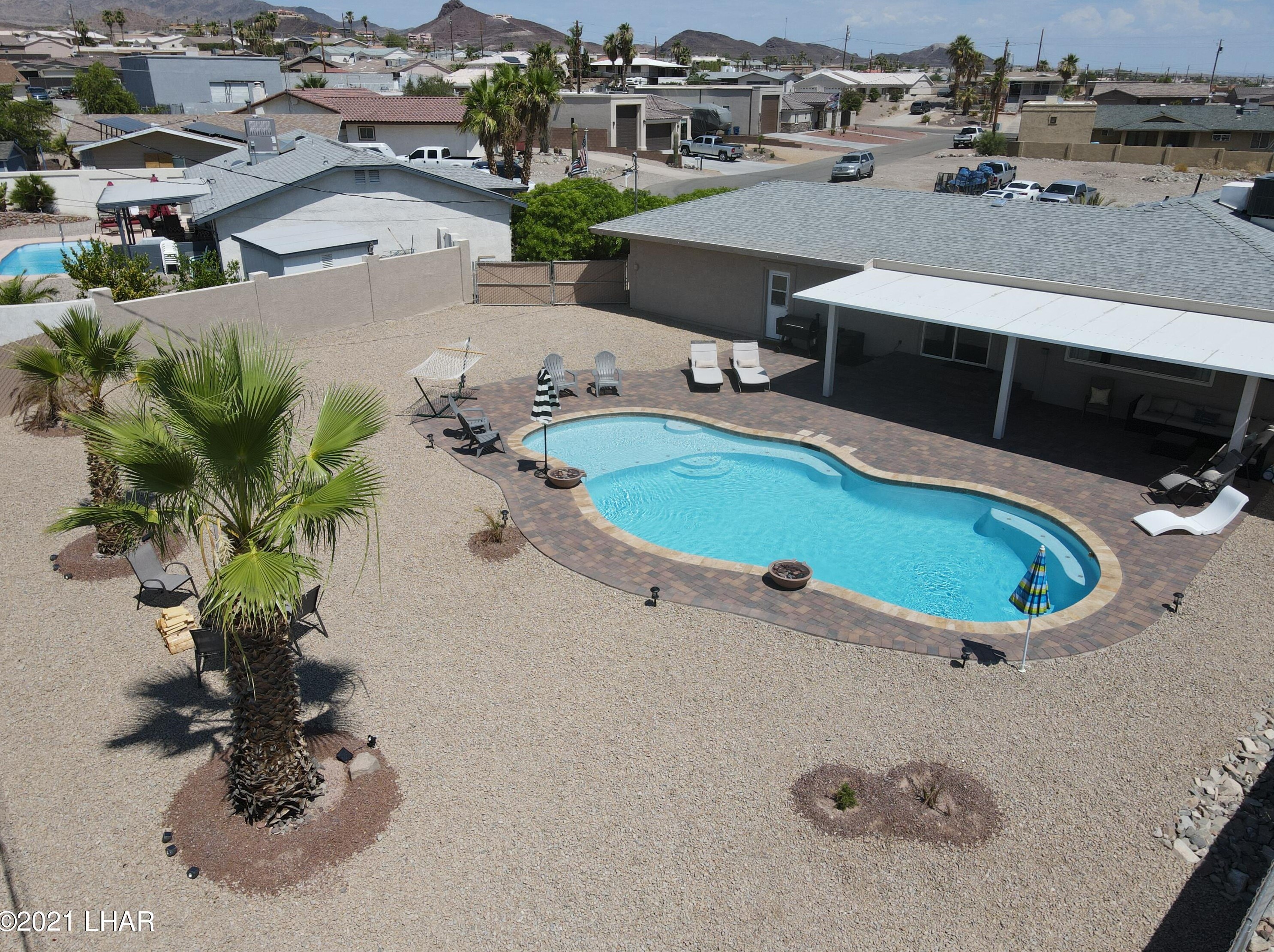 130 Chippewa Ln, Lake Havasu City, AZ 86404-3584
