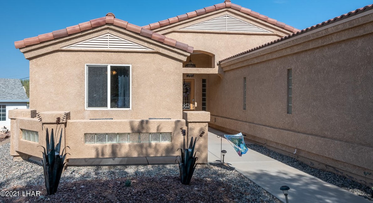 3259 Thunderbird Dr, Lake Havasu City, AZ 86406