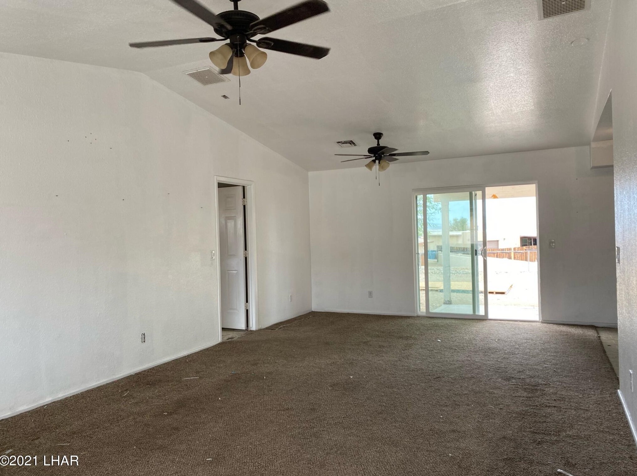 2340 Widgeon Dr, Lake Havasu City, AZ 86403