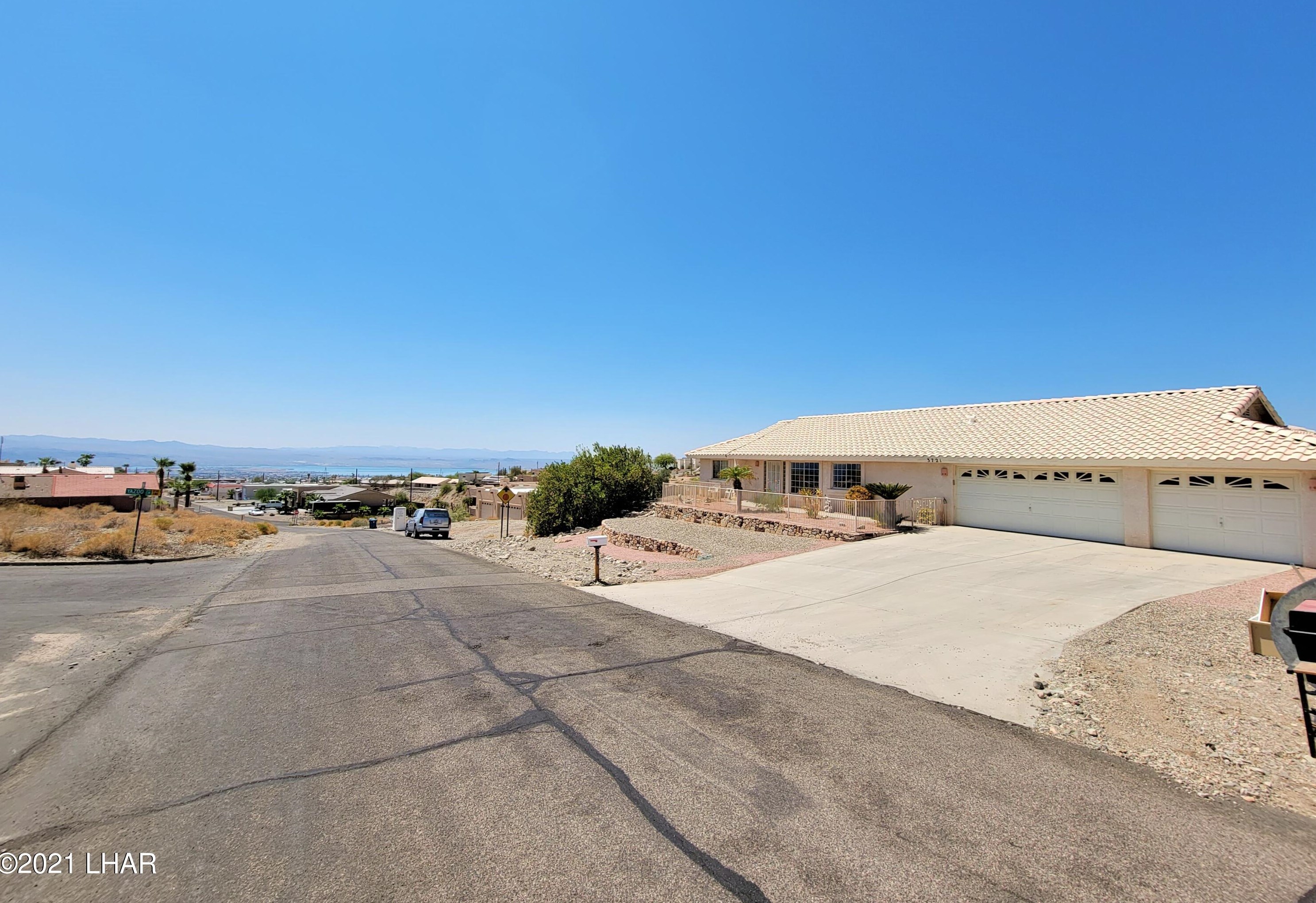 3721 Yazoo Dr, Lake Havasu City, AZ 86404