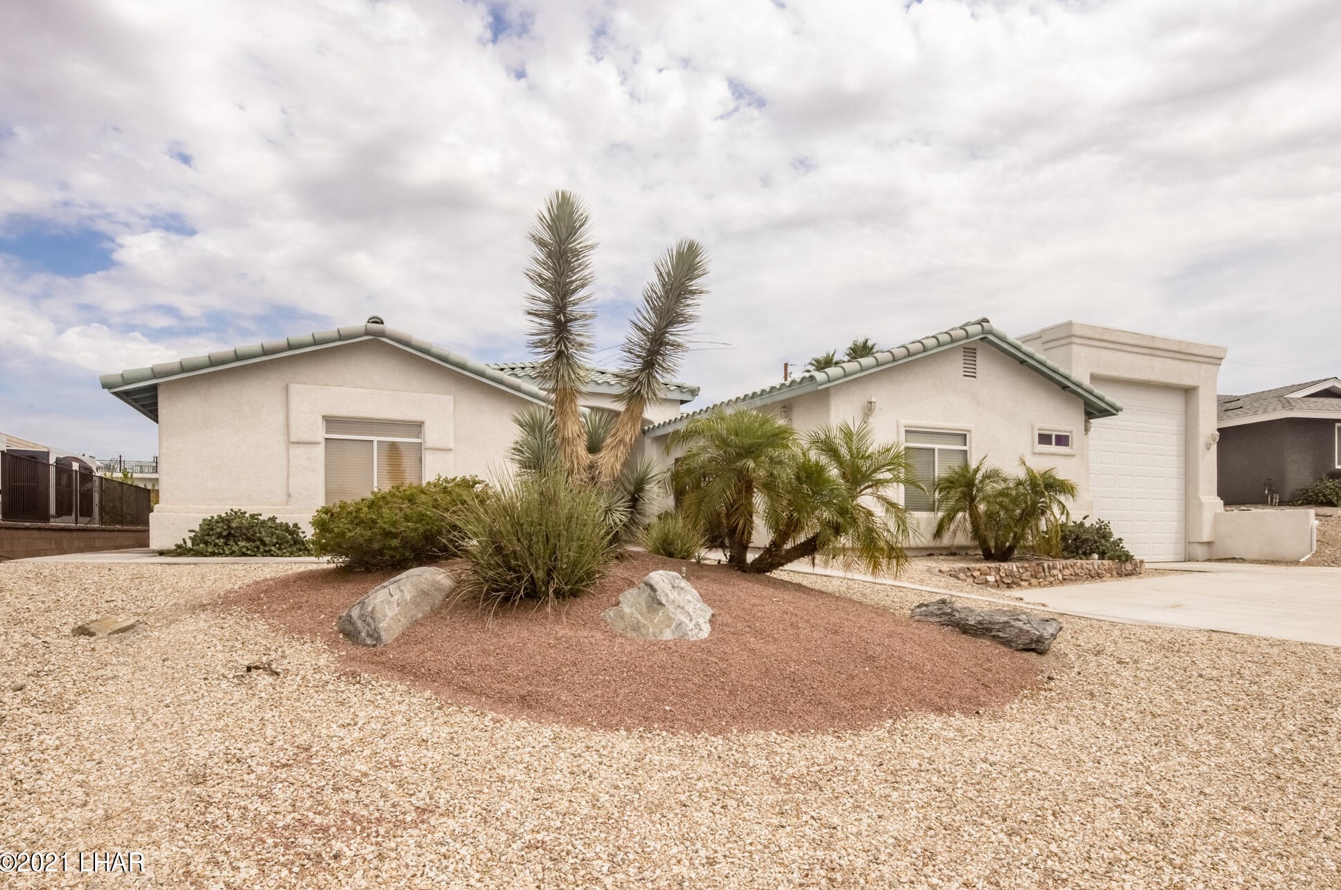 3245 Fountain Palm Dr, Lake Havasu City, AZ 86404