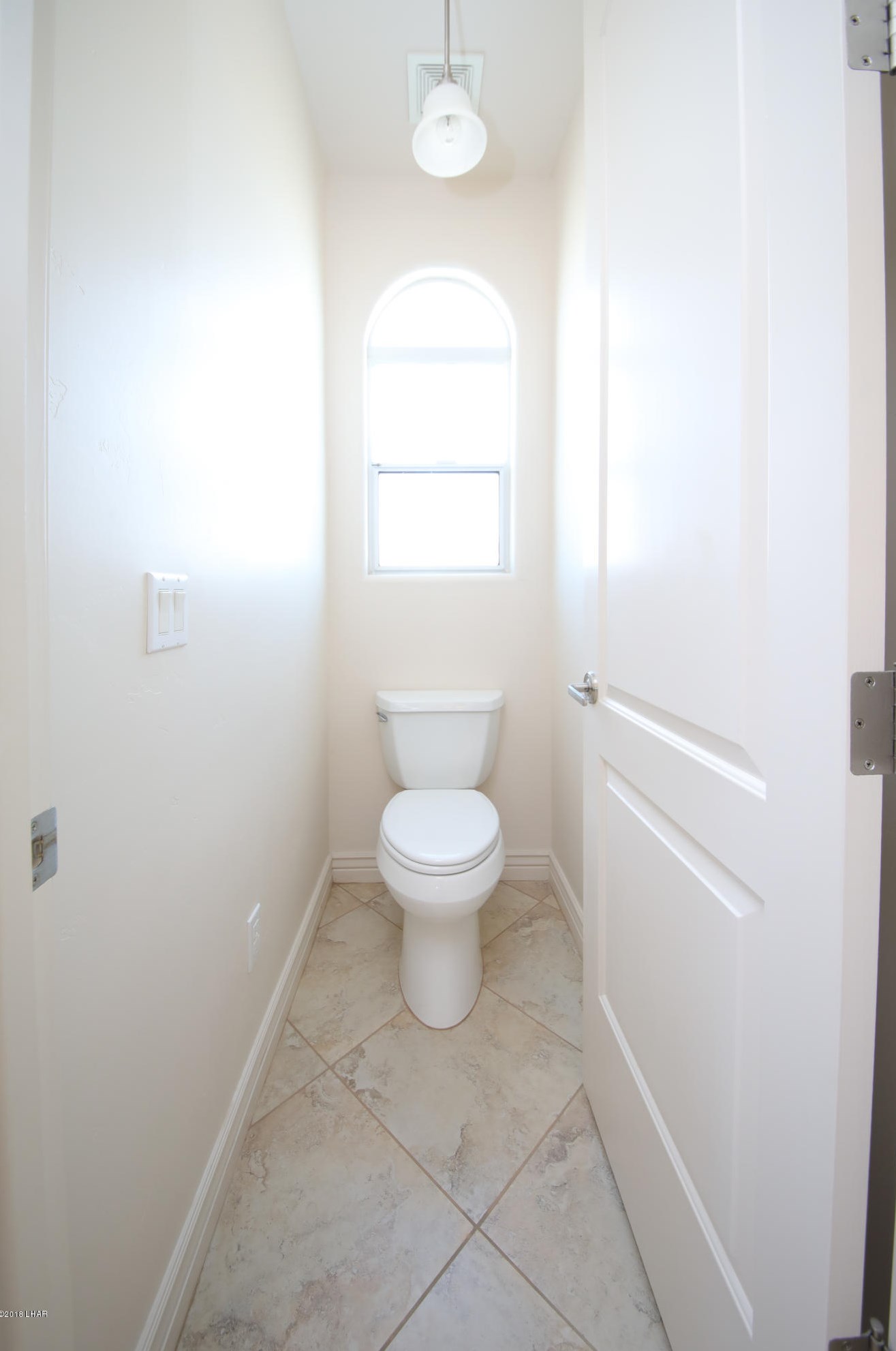 5021 Circula De Hacienda, Lake Havasu City AZ  86406-4485 exterior