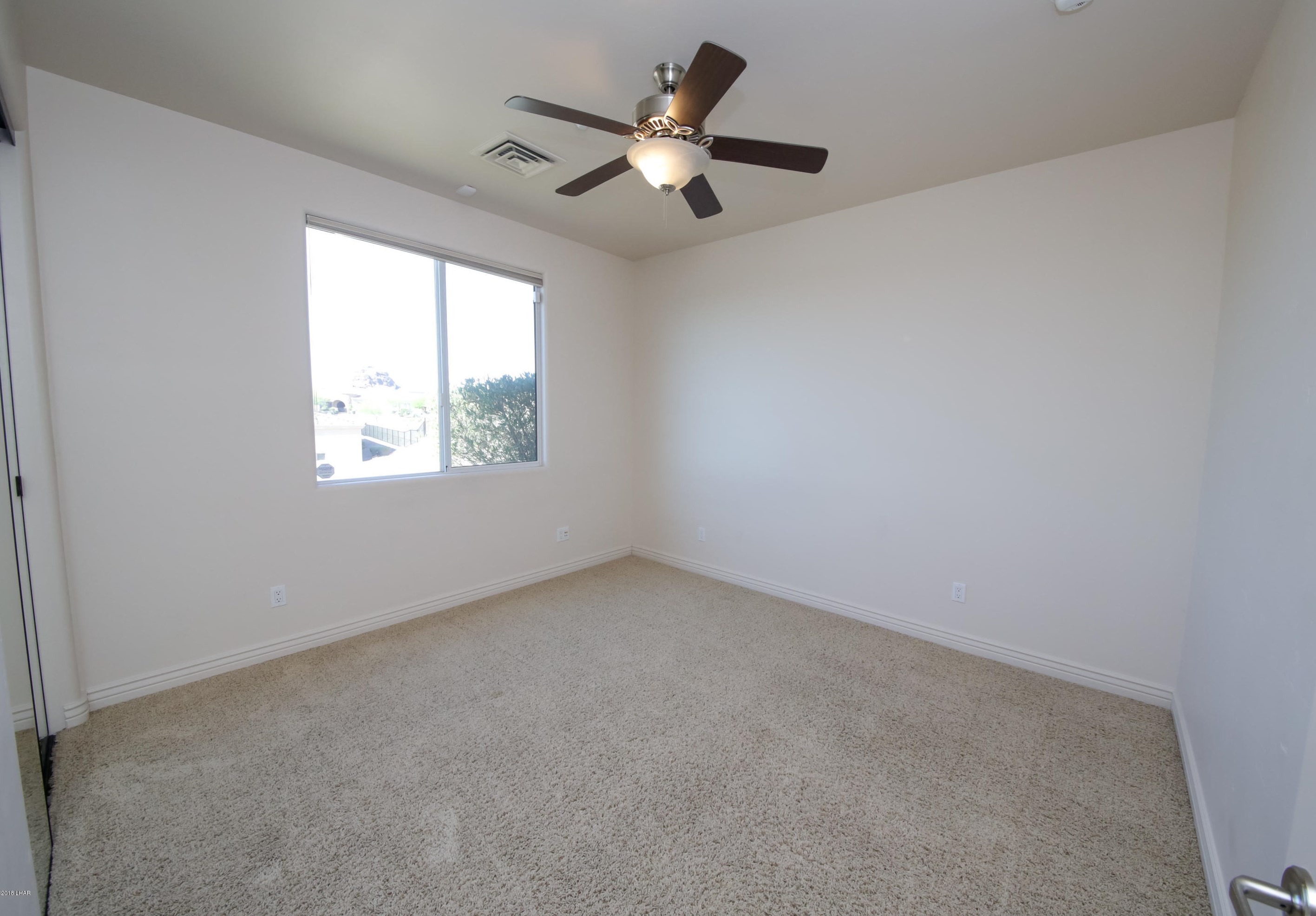 5021 Circula De Hacienda, Lake Havasu City AZ  86406-4485 exterior