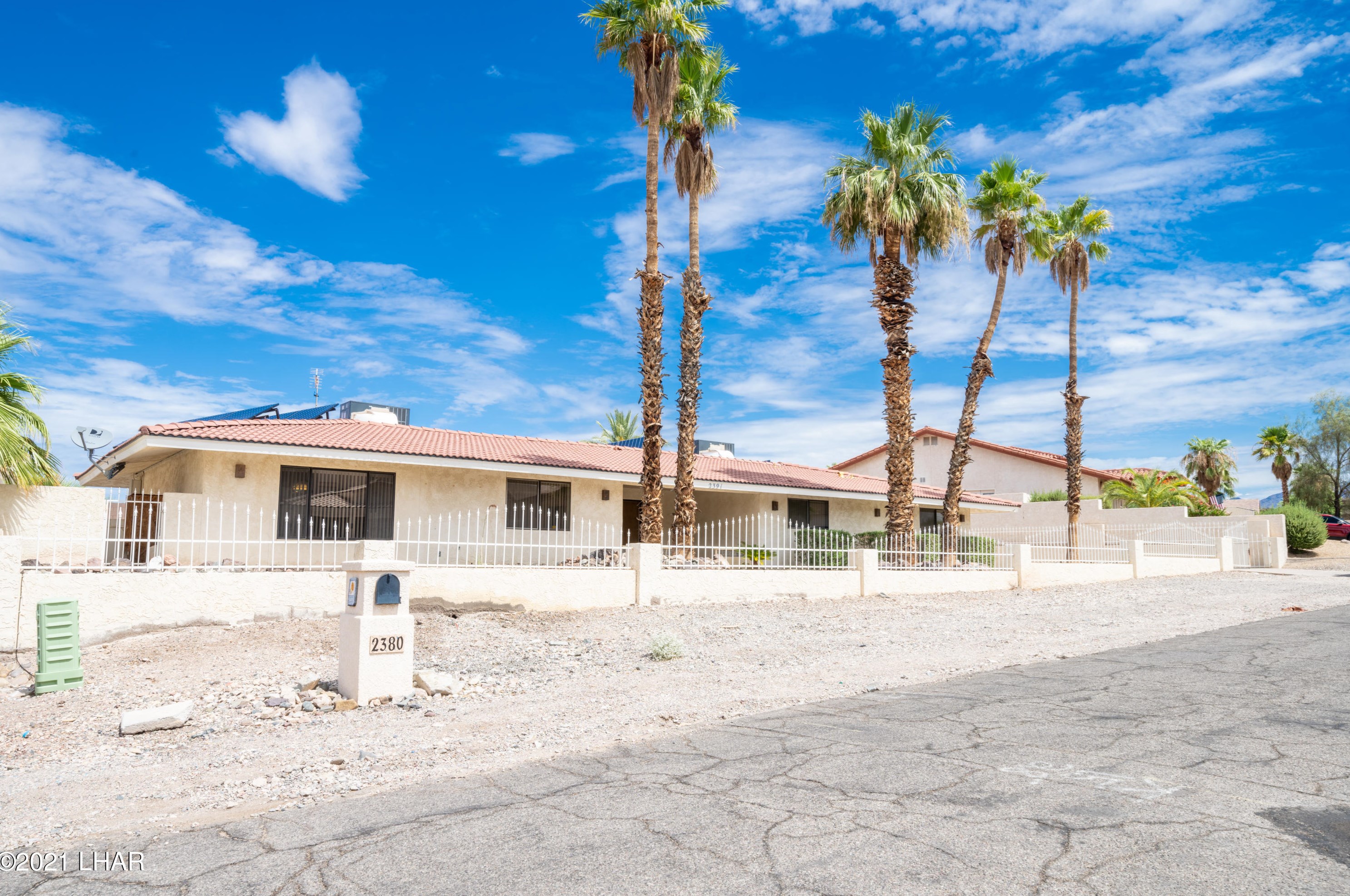 2391 Stroke Dr, Lake Havasu City, AZ 86406