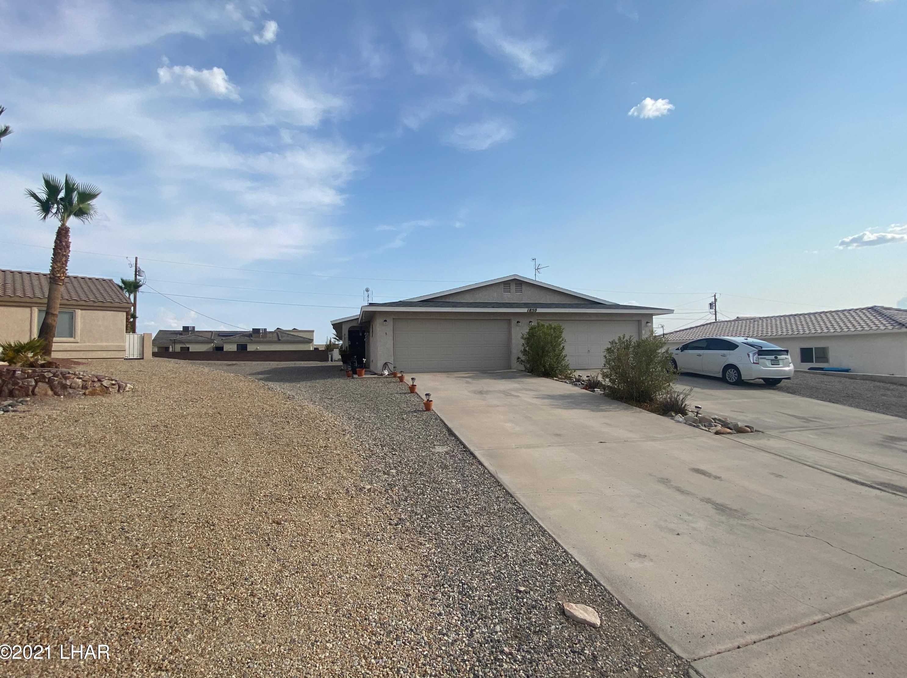 1850 Dion Dr, Lake Havasu City, AZ 86404