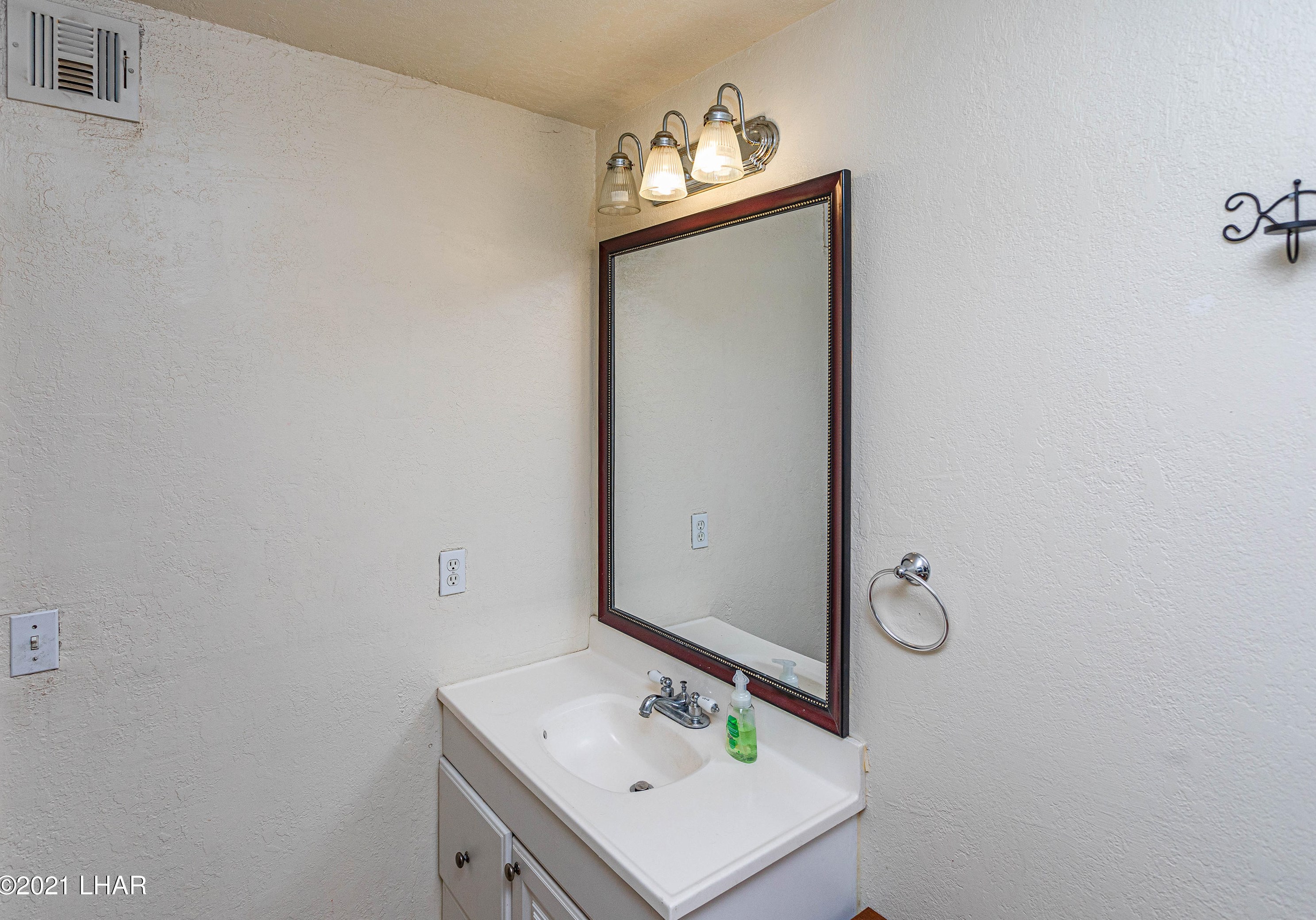 2356 Swift Dr, Lake Havasu City AZ  86404-2037 exterior