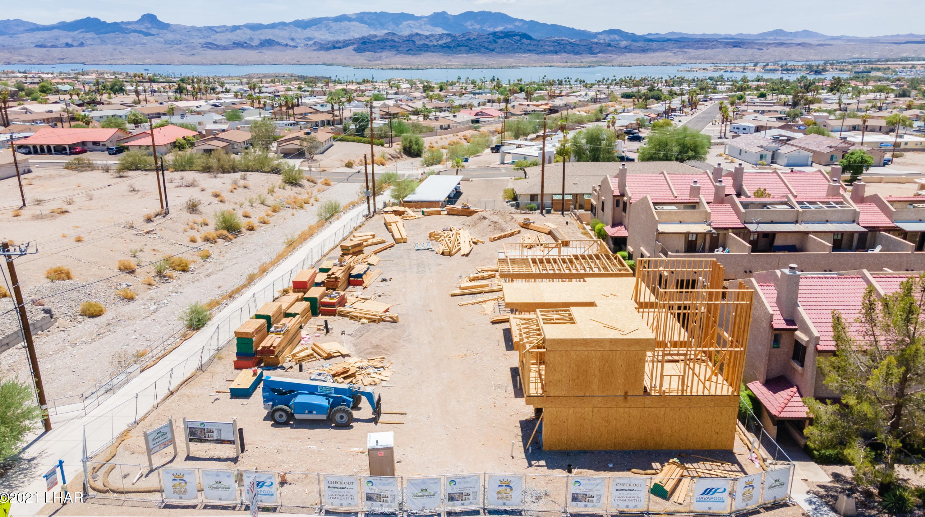 2042 Swanson Ave #e, Lake Havasu City, AZ 86403