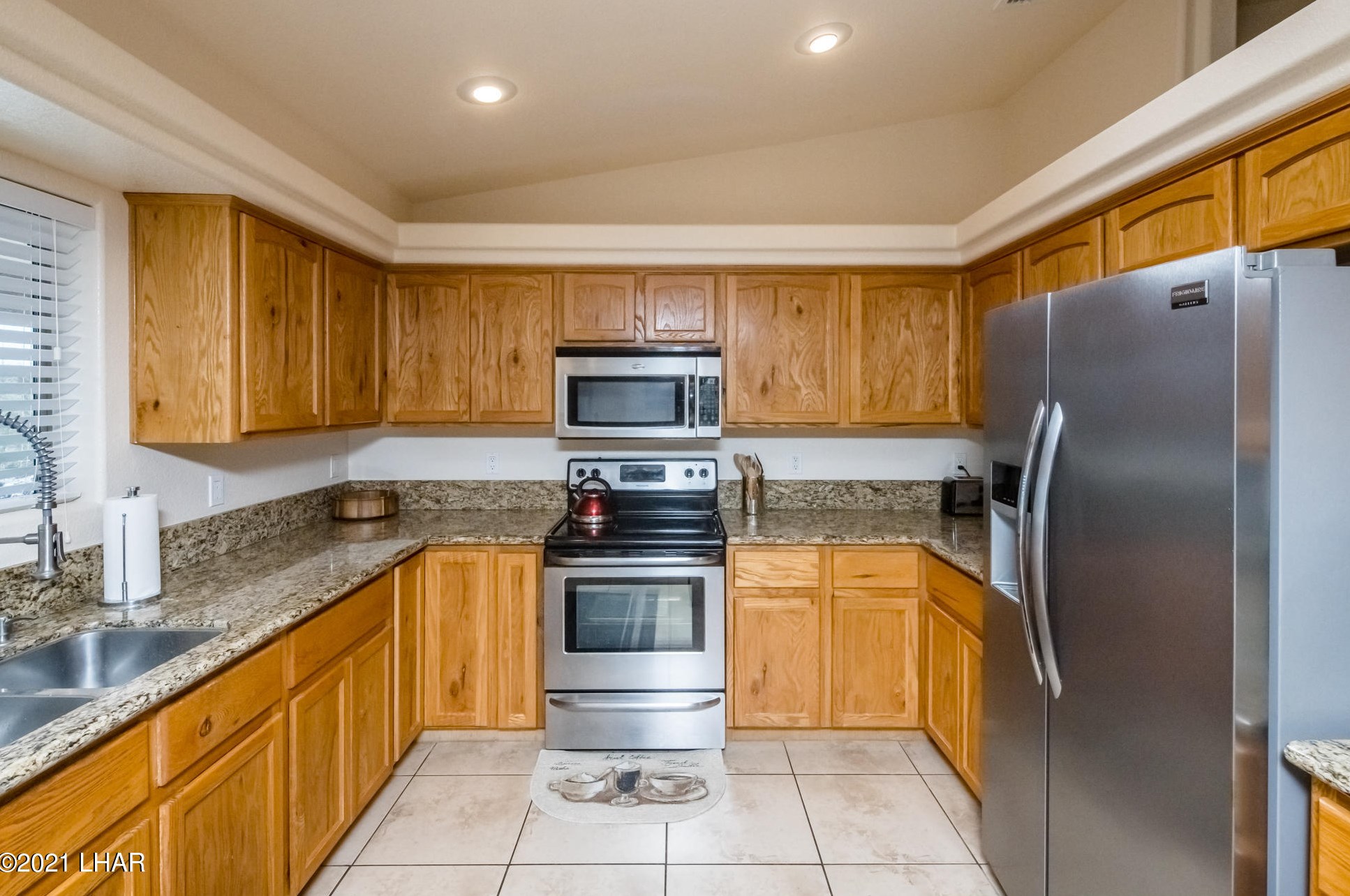 2500 Venturer Ln, Lake Havasu City, AZ 86403