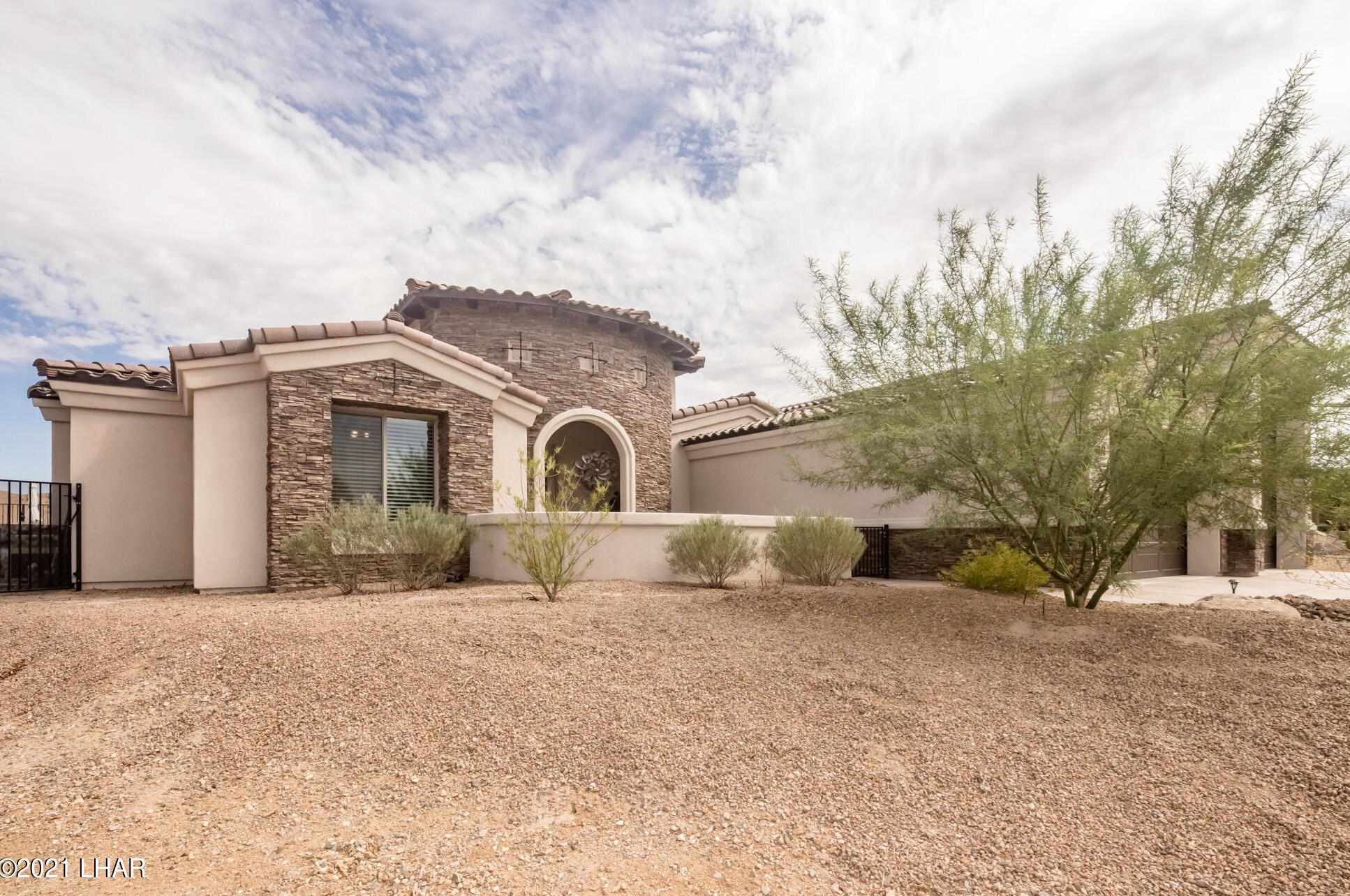 1861 Winifred Pl, Lake Havasu City, AZ 86404