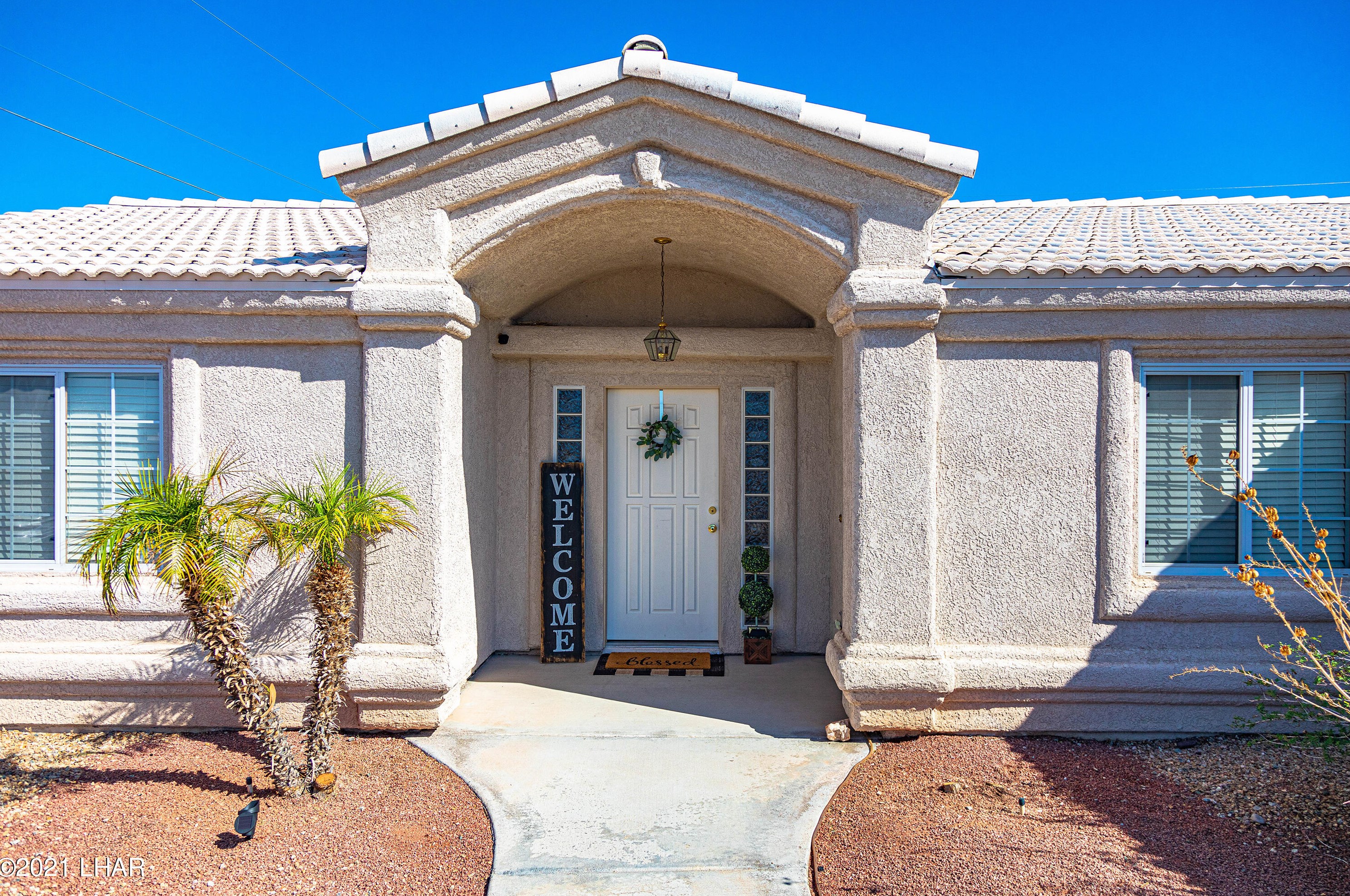 2595 Havasupai Blvd, Lake Havasu City, AZ 86403