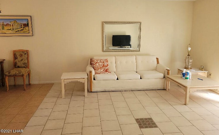 2672 Jamaica Blvd #5, Lake Havasu City, AZ 86406