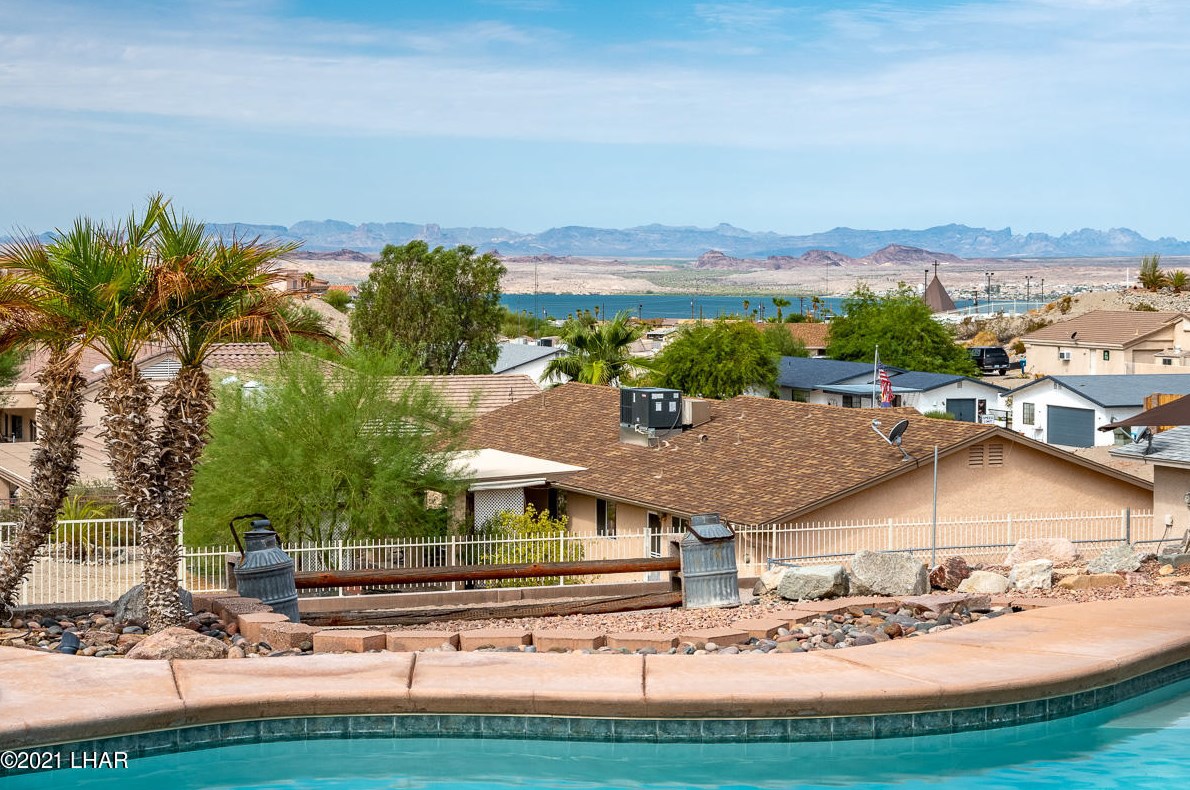 671 Wayside Dr, Lake Havasu City, AZ 86403