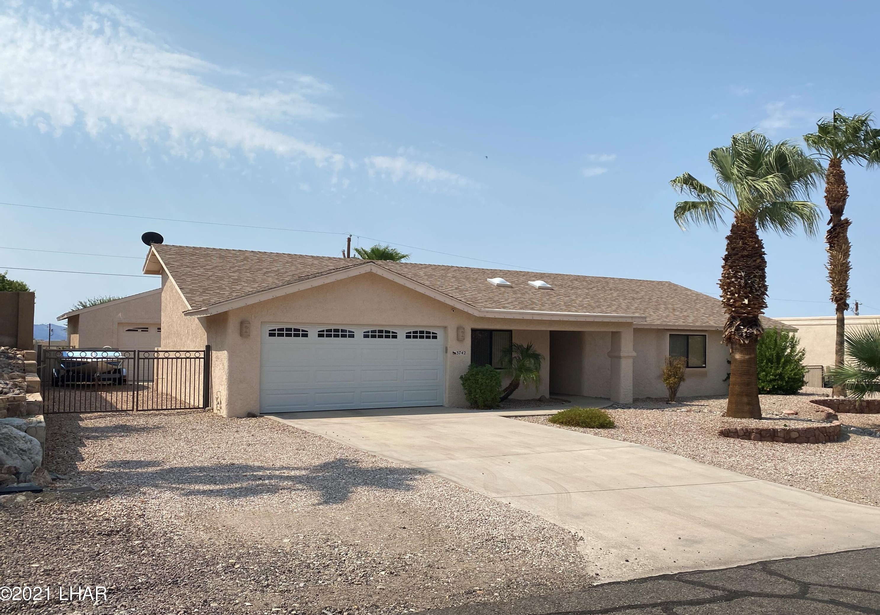 3742 Vega Dr, Lake Havasu City, AZ 86404