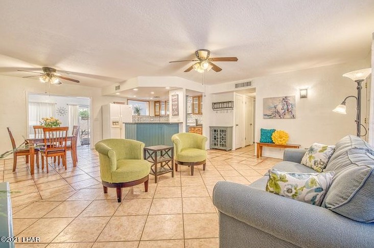 2769 Typhoon Ln, Lake Havasu City, AZ 86403