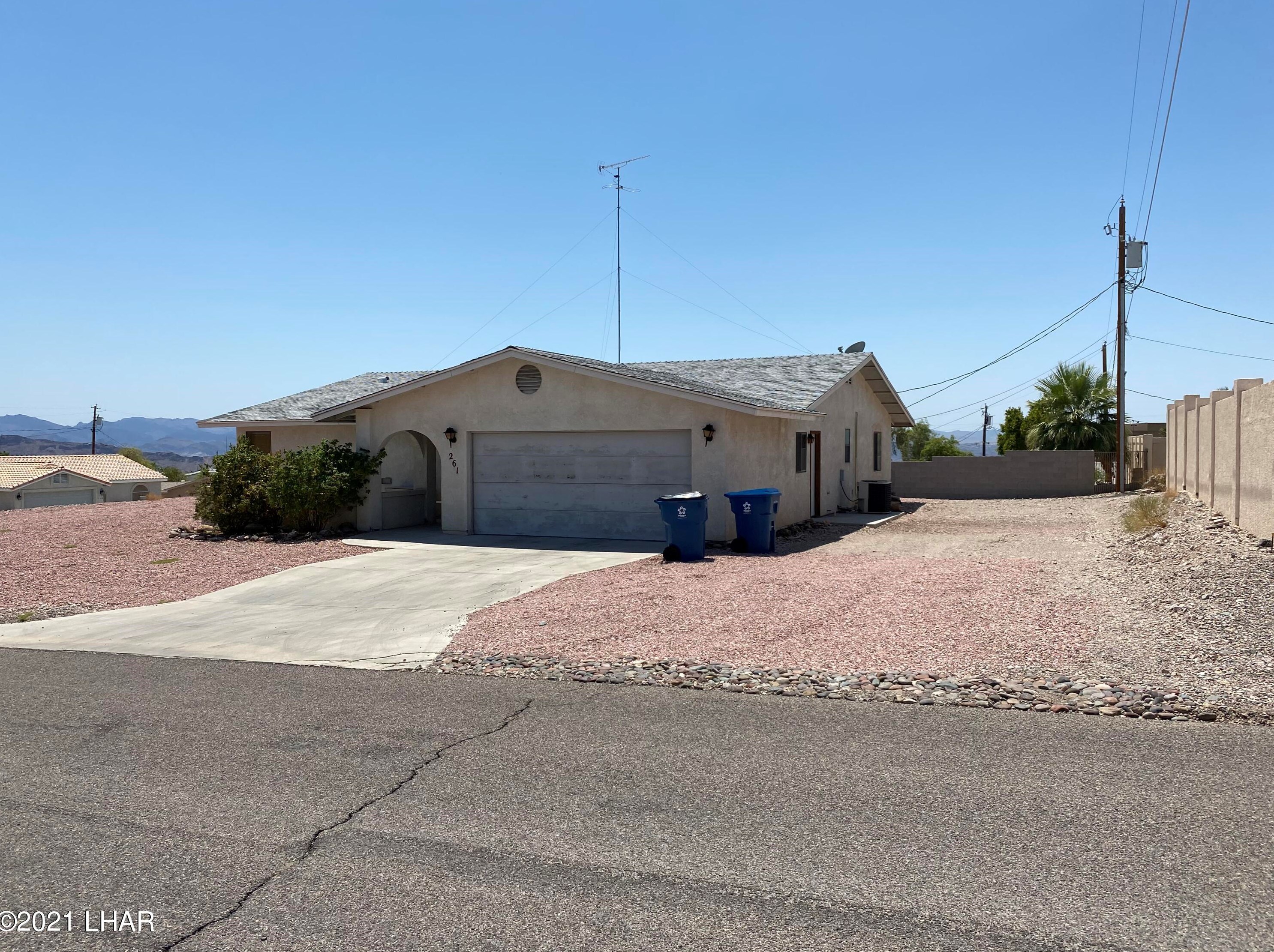 261 Briar Way, Lake Havasu City, AZ 86406