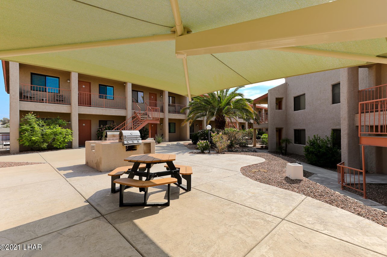 1989 Mesquite Ave #53, Lake Havasu City, AZ 86403