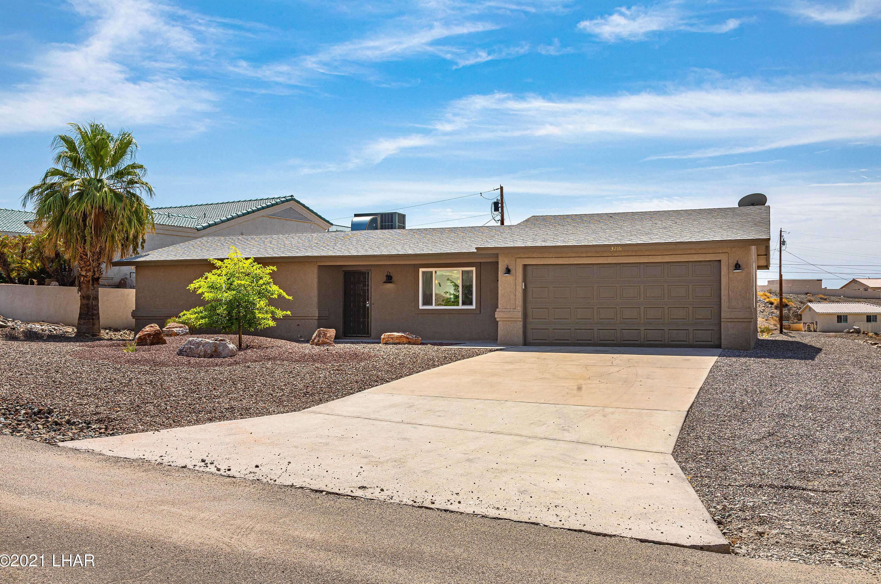 3216 Oakwood Dr, Lake Havasu City, AZ 86404