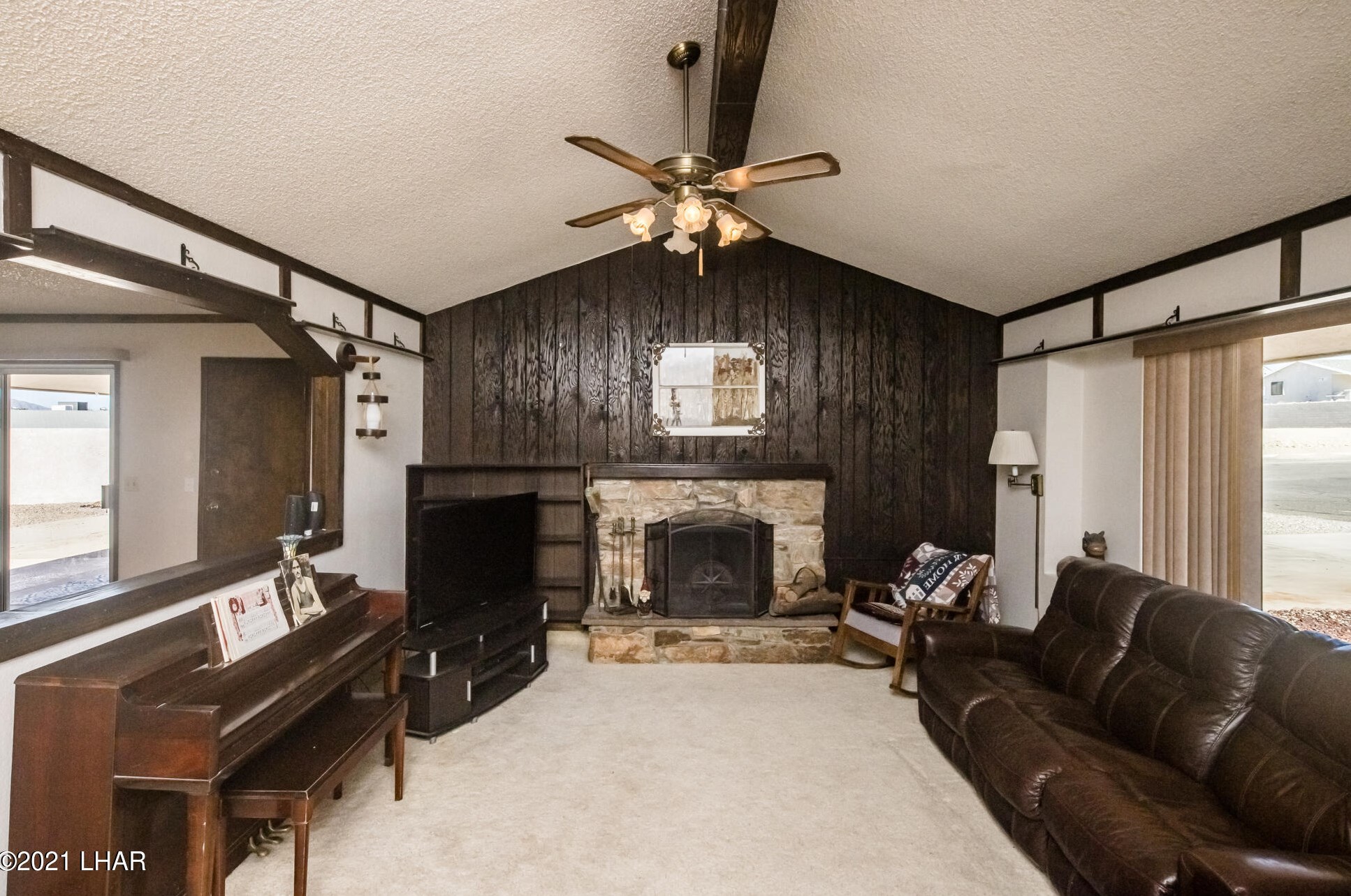 151 Viscount Ln, Lake Havasu City, AZ 86403-5141